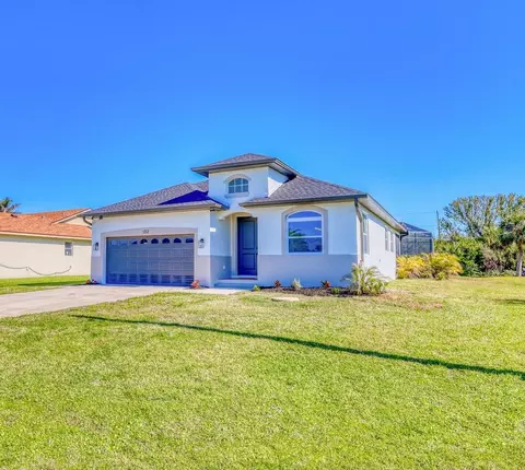 122 Arrow Ln, Rotonda West, FL 33947