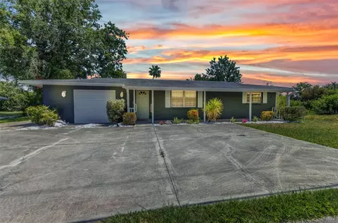 646 Aqui Esta Dr, Punta Gorda, FL 33950