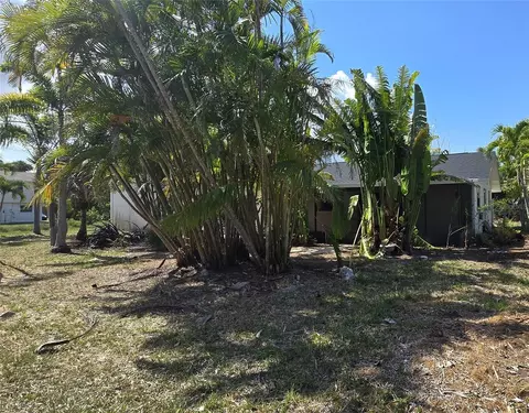 7211 Orange Ave, Bokeelia, FL 33922