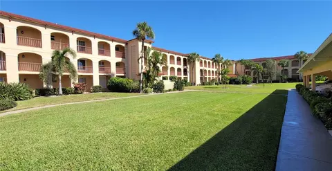 1 Colony Point Dr #B20, Punta Gorda, FL 33950