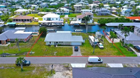 24239 Yacht Club Blvd, Punta Gorda, FL 33955