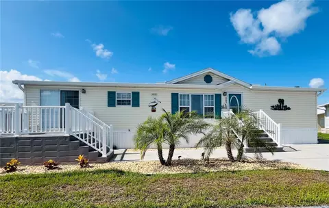 1000 Kings Hwy #207, Punta Gorda, FL 33980