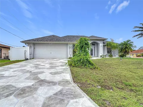1007 Comstock St, Port Charlotte, FL 33952
