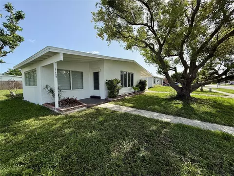 21899 Cellini Ave, Port Charlotte, FL 33952