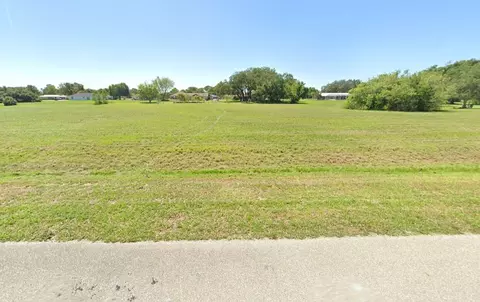 7516 Honeysuckle Dr, Sebring, FL 33876 photo 1