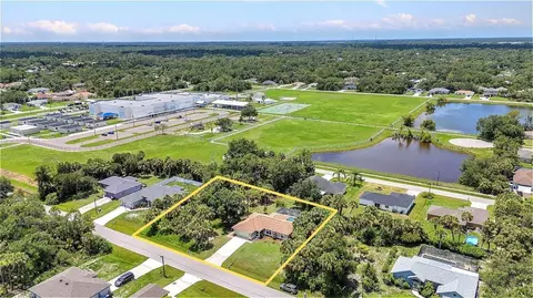 3305 Nansen Ln, North Port, FL 34286