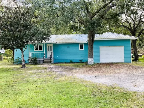 3895 Sunset Dr, Zolfo Springs, FL 33890