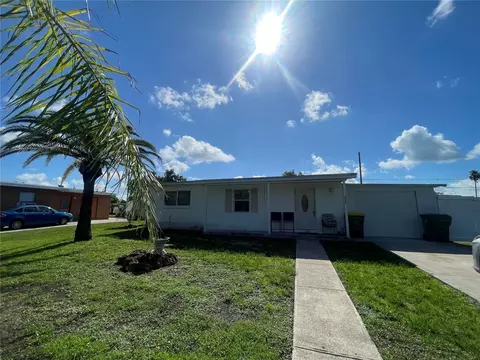 2336 Picnic St, Port Charlotte, FL 33952