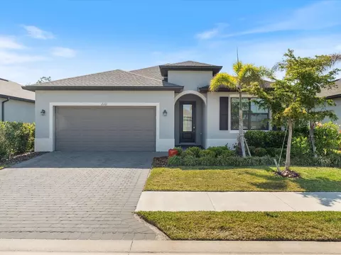 2161 Gardenia Ave, Port Charlotte, FL 33953
