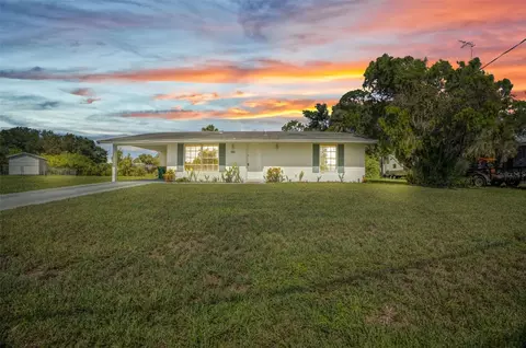 769 Crestview Cir NW, Port Charlotte, FL 33948