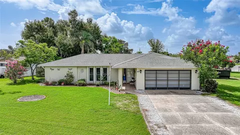 475 Whippoorwill Dr, Venice, FL 34293
