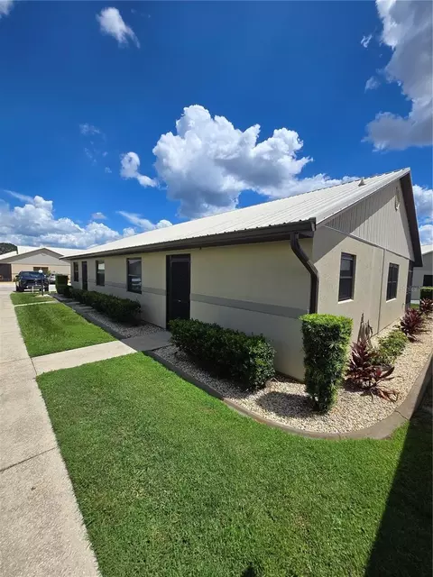 2103 Villaway E, Sebring, FL 33876