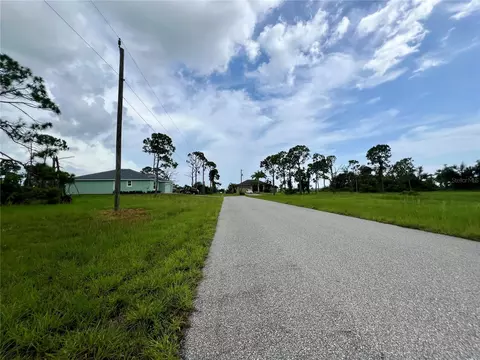 28 Mate Cir, Placida, FL 33946 photo 2