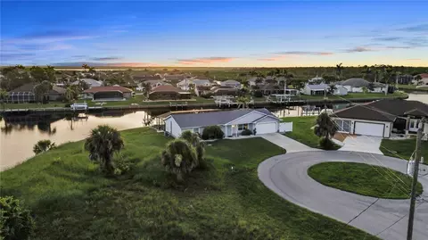 17103 Horizon Ln, Port Charlotte, FL 33948