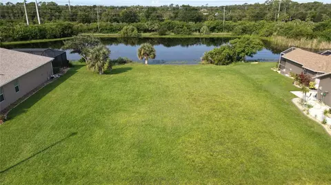 12779 SW Pembroke Cir S, Lake Suzy, FL 34269