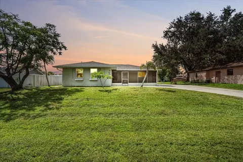 740 Dobell Ter NW, Port Charlotte, FL 33948