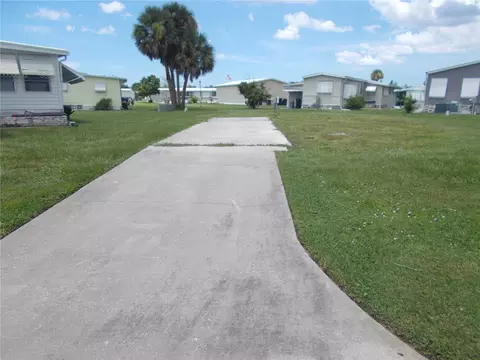 6786 Neighborly Ct, North Port, FL 34287