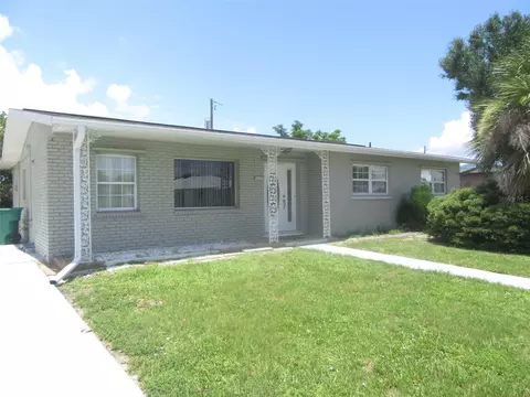 21452 Edgewater Dr, Port Charlotte, FL 33952