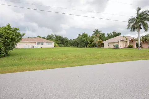 25251 Recife Dr, Punta Gorda, FL 33983