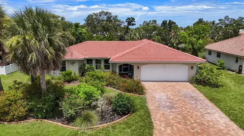 395 W Rossetti Dr, Nokomis, FL 34275