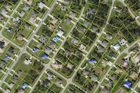 Zuyder Terrace, North Port, FL 34286