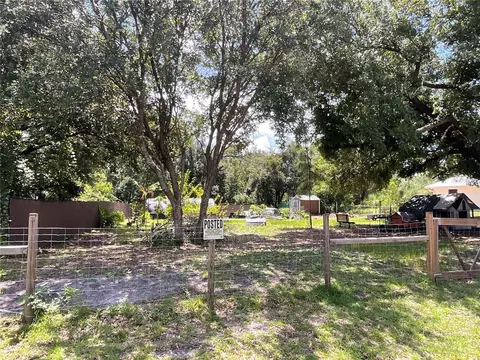907 Larkspur St, Lake Placid, FL 33852