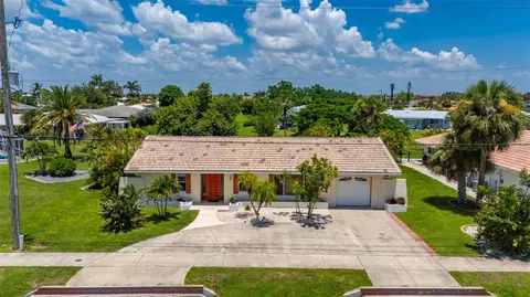 1348 Aqui Esta Dr, Punta Gorda, FL 33950