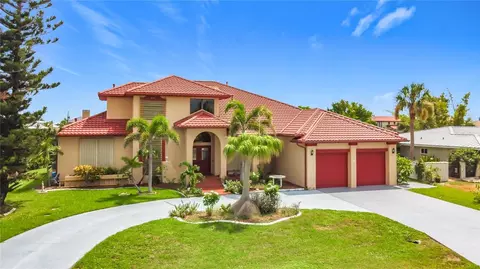 134 Seville Pl SW, Port Charlotte, FL 33952