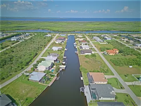 15482 Meacham Cir, Port Charlotte, FL 33981