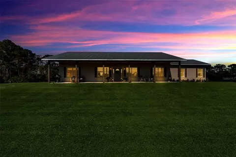 99 Trader Rd, Labelle, FL 33935