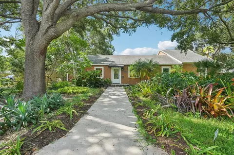 3000 Dartmouth Ave N, Saint Petersburg, FL 33713
