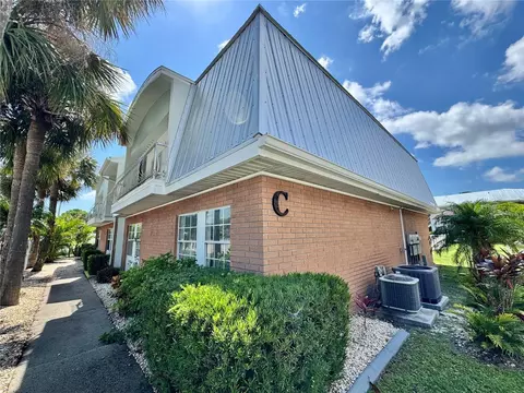 22333 Edgewater Dr #C2, Punta Gorda, FL 33980