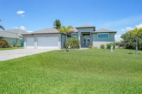 8649 Calumet Blvd, Port Charlotte, FL 33981