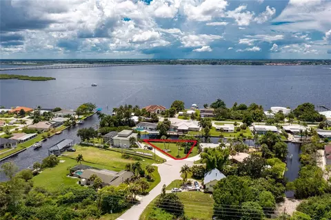 181 Purdy Dr, Punta Gorda, FL 33980