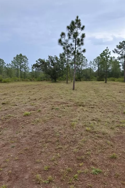 1108 Palm Ave, Indian Lake Estates, FL 33855