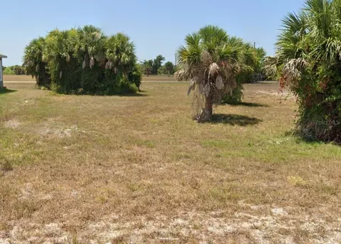 15 Cleat Ct, Placida, FL 33946
