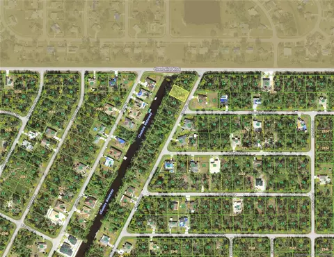 15 Cheshire St, Port Charlotte, FL 33953