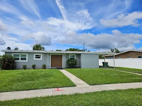 2433 Ednor St, Port Charlotte, FL 33952