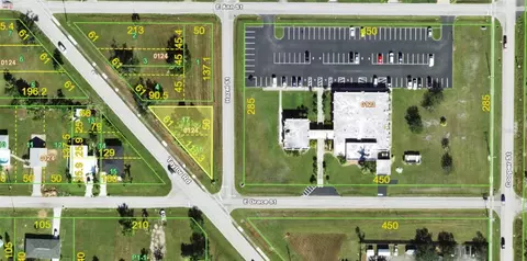 101 Hazel St, Punta Gorda, FL 33950