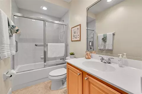 Bath - Undisclosed, Naples, FL 34112 photo 5 of 6