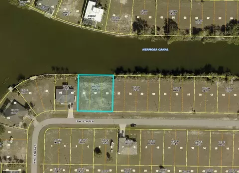 1721 NW 8th Ter, Cape Coral, FL 33993