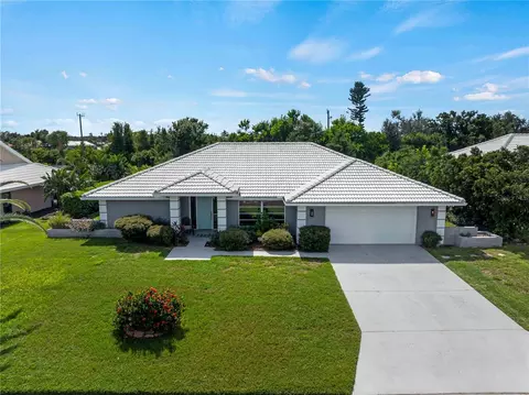 523 Warwick Dr, Venice, FL 34293