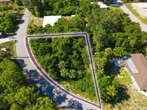 2212 Bendway Dr, Port Charlotte, FL 33948