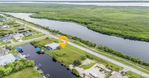 8853 St Paul Dr, Port Charlotte, FL 33981