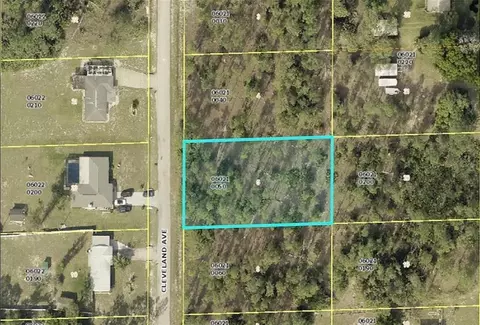 1314 Cleveland Ave, Lehigh Acres, FL 33972