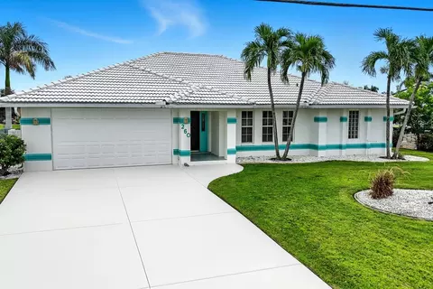 260 Coronado Dr, Punta Gorda, FL 33950