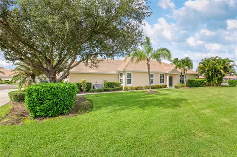 5064 Whispering Oaks Dr, North Port, FL 34287