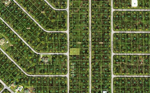 462 Dailey St, Port Charlotte, FL 33953