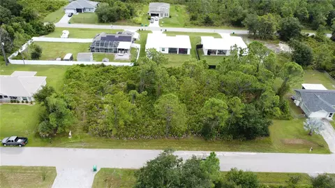 78 Algonquin St, Port Charlotte, FL 33954