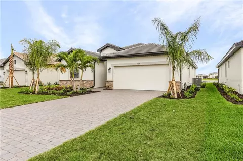 18566 Ives Dr, Estero, FL 33928